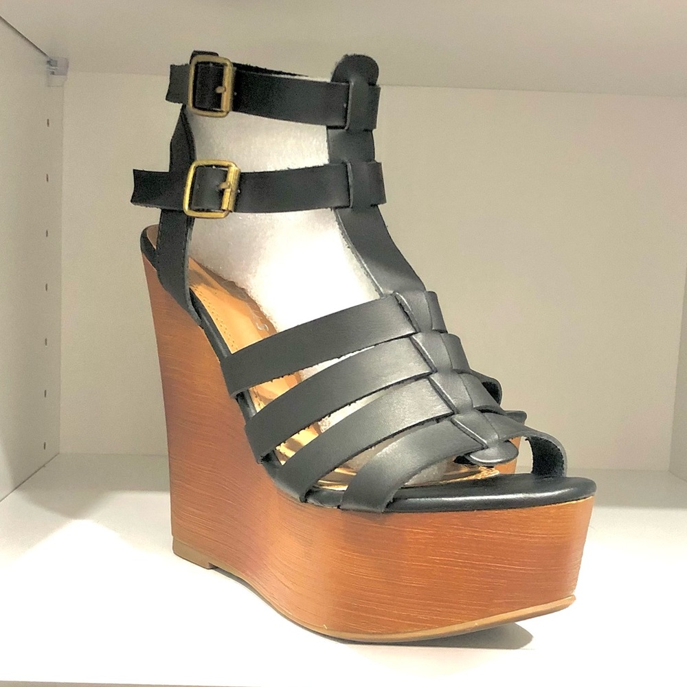 Black Platform Wedges - Size: 7